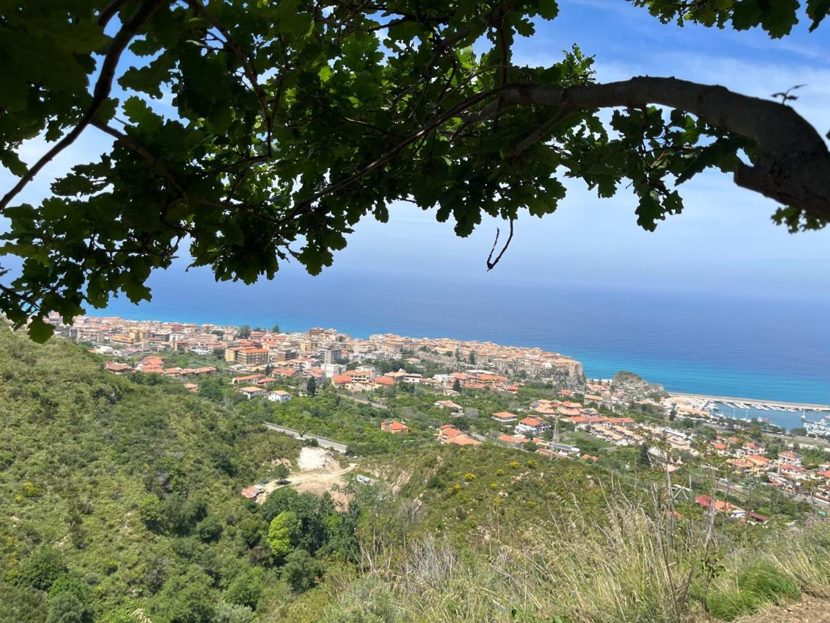 Villa Del Conte Drapia Buitenkant foto
