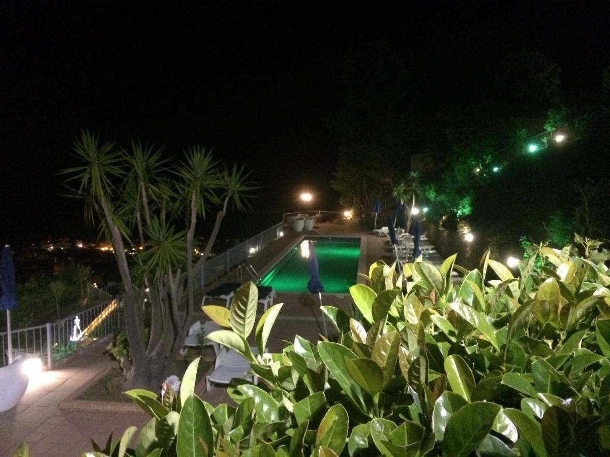 Villa Del Conte Drapia Buitenkant foto
