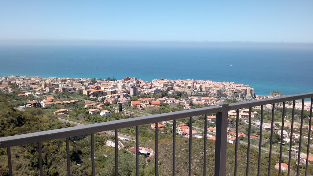Villa Del Conte Drapia Buitenkant foto